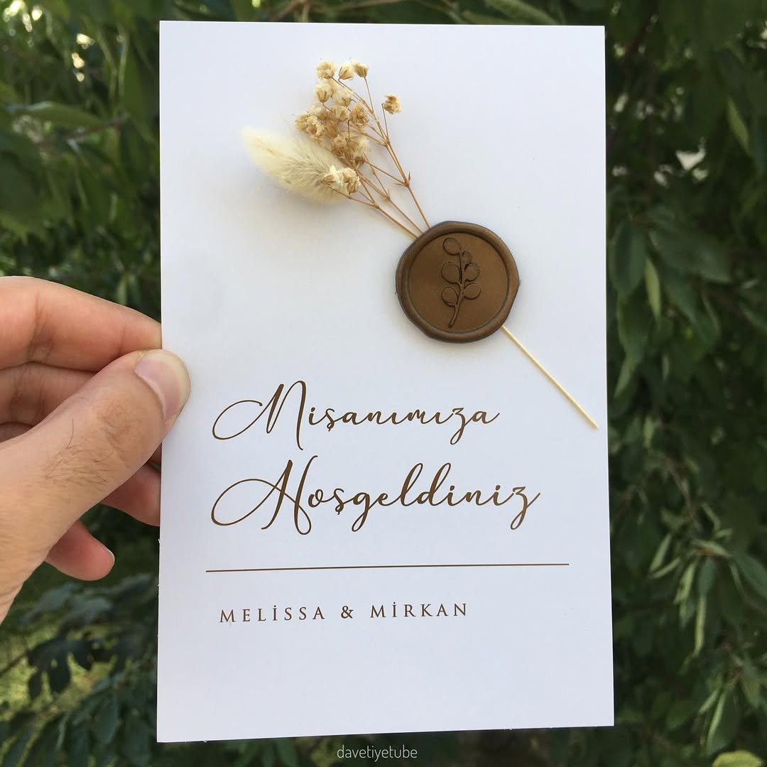 Mühürlü, Kuru Çiçekli Masa Kartı